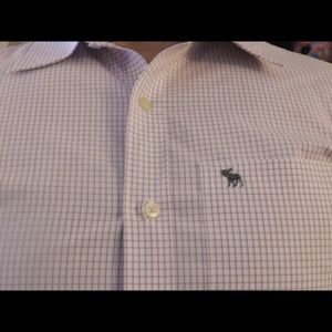 🎩MUSCLE COMFORT FIT ABERCROMBIE BUTTON DOWN🎩